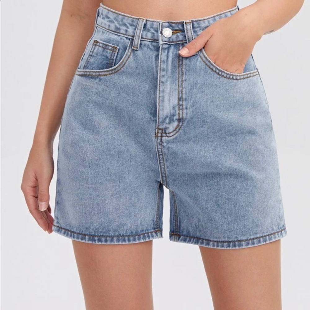 🌟 2 for $25 | Shein | small lightwash straight leg jean highwaist midi shorts